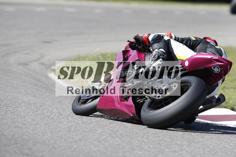 Archiv-2025/48 25.08.2025 Cornu Master School ADR/rot-rouge/0